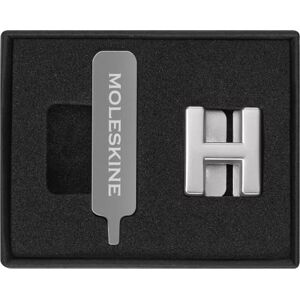 Moleskine -Anstecknadel für Notizbuch oder Agenda, Buchstabe H, Buchstaben-Anstecknadel, Personalisiere den Verschluss mit einem Gummiband, Personalisierte Geschenkideen, Silberfarbe Moleskine -Anstecknadel für Notizbuch oder Agenda, Buchstabe H, Buchstaben-Anstecknadel, Personalisiere den Verschluss mit einem Gummiband, Personalisierte Geschenkideen, Silberfarbe