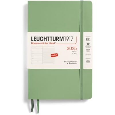 LEUCHTTURM1917 370656 Wochenkalender & Notizbuch Paperback (B6+) 2025, Softcover, Salbei, Englisch LEUCHTTURM1917 370656 Wochenkalender & Notizbuch Paperback (B6+) 2025, Softcover, Salbei, Englisch