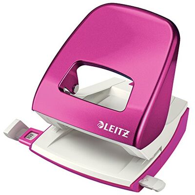 Leitz Büro Locher aus Metall, Für 30 Blatt, Anschlagschiene mit Formatvorgaben, Ergonomisches Design, pink, WOW-Serie, 50081023 Leitz Büro Locher aus Metall, Für 30 Blatt, Anschlagschiene mit Formatvorgaben, Ergonomisches Design, pink, WOW-Serie, 50081023