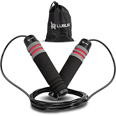 Lubur Sport Springseil Sprungseil mit rutschfestem und ergonomischem Griff Individuell anpassbare Springschnur Hochwertiges Hüpfseil aus Stahl inkl. Transportbeutel Lubur Sport Springseil Sprungseil mit rutschfestem und ergonomischem Griff Individuell anpassbare Springschnur Hochwertiges Hüpfseil aus Stahl inkl. Transportbeutel