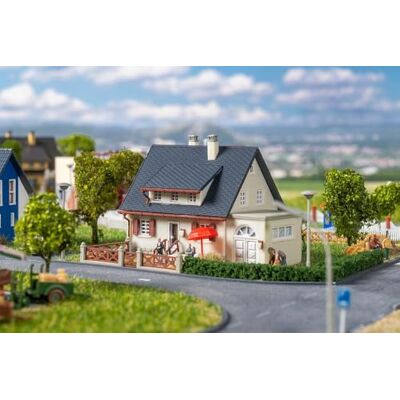 FALLER 232404 Einfamilienhaus Spurweite N FALLER 232404 Einfamilienhaus Spurweite N