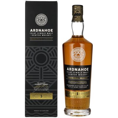 Ardnahoe 5 Years Old INAUGURAL RELEASE Islay Single Malt Scotch Whisky 50% Vol. 0,7l in Geschenkbox Ardnahoe 5 Years Old INAUGURAL RELEASE Islay Single Malt Scotch Whisky 50% Vol. 0,7l in Geschenkbox