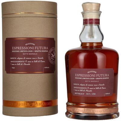 Marzadro ESPRESSIONI FUTURA Grappa 2026 44% Vol. 0,7l in Geschenkbox Marzadro ESPRESSIONI FUTURA Grappa 2026 44% Vol. 0,7l in Geschenkbox