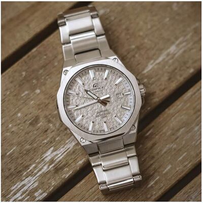 Edifice Herren-Analog-Armbanduhr aus Edelstahl EFR-S108DE-8AVUEF - CASIO Edifice Herren-Analog-Armbanduhr aus Edelstahl EFR-S108DE-8AVUEF - CASIO