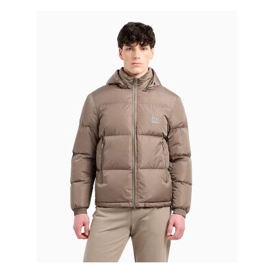 Giorgio Armani A X Armani Exchange für Herren. XM000348AF12286U6107 Braun gesteppte Jacke (S), Lässig, Polyamid Giorgio Armani A X Armani Exchange für Herren. XM000348AF12286U6107 Braun gesteppte Jacke (S), Lässig, Polyamid