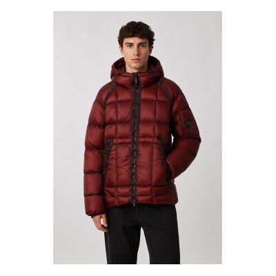 C.P. Company für Herren. 21CMOW702A110416A Halblange Jacke rot (M), Lässig, Polyamid C.P. Company für Herren. 21CMOW702A110416A Halblange Jacke rot (M), Lässig, Polyamid