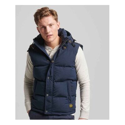 Superdry für Herren. M5011708A Gesteppte Kapuzenweste Everest navy (S), Lässig, Nachhaltig, Recyceltes Nylon, Marine Superdry für Herren. M5011708A Gesteppte Kapuzenweste Everest navy (S), Lässig, Nachhaltig, Recyceltes Nylon, Marine