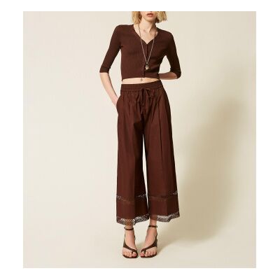 Twinset für Damen. 261TT2252 Weite Popeline-Hose mit brauner Stickerei (42), Lässig, Baumwolle Twinset für Damen. 261TT2252 Weite Popeline-Hose mit brauner Stickerei (42), Lässig, Baumwolle