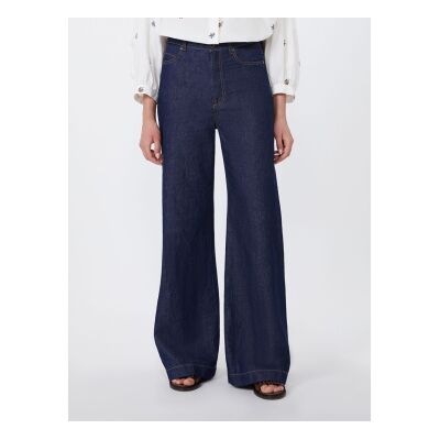 Weekend Max Mara für Damen. 2615181012600 Jeans Wkdlatino navy (44), Blau, Lässig, Baumwolle, Denim, Marine Weekend Max Mara für Damen. 2615181012600 Jeans Wkdlatino navy (44), Blau, Lässig, Baumwolle, Denim, Marine