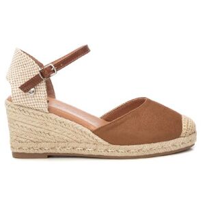 Xti für Damen. 14074604-CAMEL Ledersandalen 140746 braun (39), 5 bis 8 cm, Wildleder, Schnalle, Lässig Xti für Damen. 14074604-CAMEL Ledersandalen 140746 braun (39), 5 bis 8 cm, Wildleder, Schnalle, Lässig