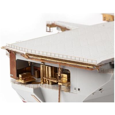 Eduard USS Nimitz CVN-68 part 5 1/350 TRUMPETER Eduard USS Nimitz CVN-68 part 5 1/350 TRUMPETER