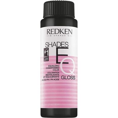 Redken Kicker Violett Haarfarbe - Halb permanent, Ammoniakfrei, Glanz - Haartyp: Alle Redken Kicker Violett Haarfarbe - Halb permanent, Ammoniakfrei, Glanz - Haartyp: Alle