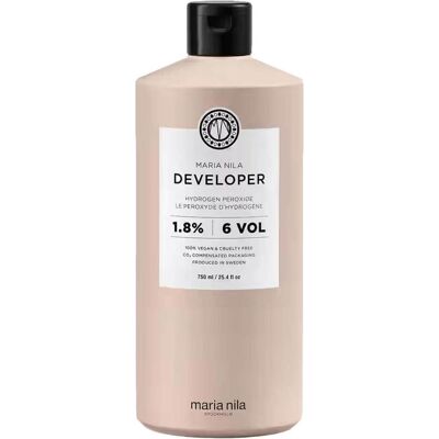 Maria Nila, Haarfarbe, Developer 1.8% Maria Nila, Haarfarbe, Developer 1.8%