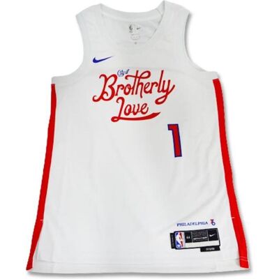 Nike, Herren, Sportshirt, Philadelphia 76ers Swingman Jersey City Edition 22 James Harden T-shirt - DO9606-107 (XL), Weiss, Rot, XL Nike, Herren, Sportshirt, Philadelphia 76ers Swingman Jersey City Edition 22 James Harden T-shirt - DO9606-107 (XL), Weiss, Rot, XL