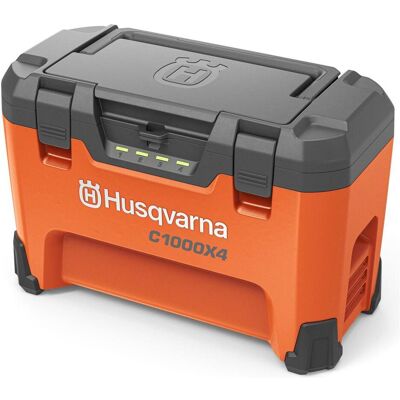 Husqvarna Werkzeugakku + Ladegerät, LADEBOX 40-C1000X4 FÜR 4 AKKUS Ladebox (40 V) Husqvarna Werkzeugakku + Ladegerät, LADEBOX 40-C1000X4 FÜR 4 AKKUS Ladebox (40 V)