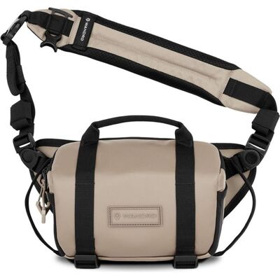 Wandrd ROGUE Sling 4L Yuma Tan V2 (Kamera Schultertasche, 4 l), Kameratasche, Beige Wandrd ROGUE Sling 4L Yuma Tan V2 (Kamera Schultertasche, 4 l), Kameratasche, Beige