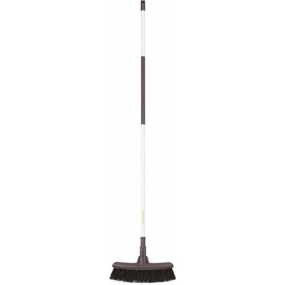Fiskars 1025927 Besen Outdoor, Reinigungsutensil, Braun, Weiss Fiskars 1025927 Besen Outdoor, Reinigungsutensil, Braun, Weiss