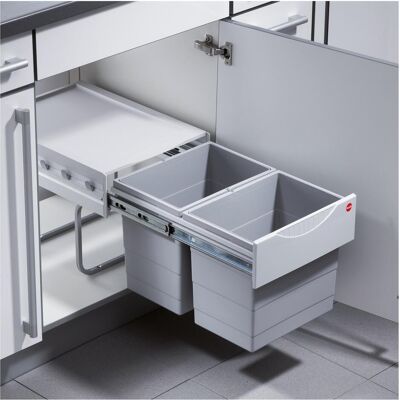Hailo 3641121 Abfallsammler TR Swing 40.2/36 für Schränke ab 400 mm Breite mit Drehtür, Abfalleimer, Silber, Grau Hailo 3641121 Abfallsammler TR Swing 40.2/36 für Schränke ab 400 mm Breite mit Drehtür, Abfalleimer, Silber, Grau