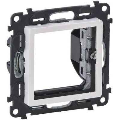 Legrand 752144 Valena Life/Program Mosaic Adapter - Adapter Legrand 752144 Valena Life/Program Mosaic Adapter - Adapter