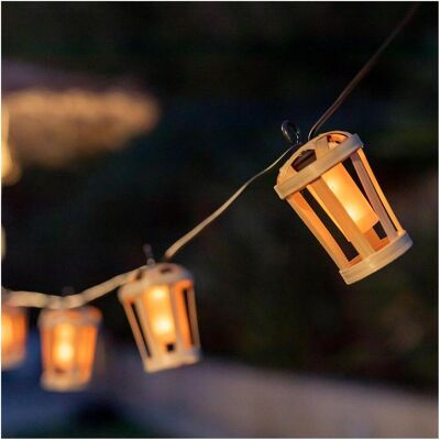 Newgarden, Lichterkette, HIAMA LED x10, Lichterkette 5m, Aussen & Innen mit Flammeneffekt IP44 (5 m) Newgarden, Lichterkette, HIAMA LED x10, Lichterkette 5m, Aussen & Innen mit Flammeneffekt IP44 (5 m)