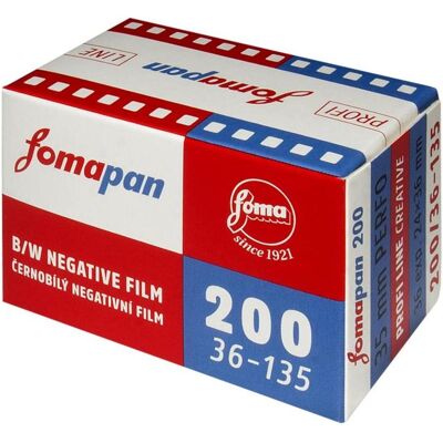 FOMA Fomapan 200 135-36 packed in "RETRO PAN-Box", Analogfilm, Schwarz FOMA Fomapan 200 135-36 packed in "RETRO PAN-Box", Analogfilm, Schwarz