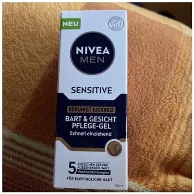 NIVEA MEN, Gesichtscreme, Männer Empfindlich (50 ml) NIVEA MEN, Gesichtscreme, Männer Empfindlich (50 ml)
