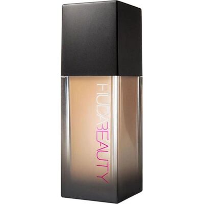 Huda Beauty FauxFilter Leuchtend Mattes Foundation - Gingerbread - Vollabdeckung Huda Beauty FauxFilter Leuchtend Mattes Foundation - Gingerbread - Vollabdeckung
