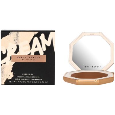 Fenty Beauty, Highlighter + Bronzer, Cheeks Out (#04 Hunnie Glaze, Bronzer, 6.23 g) Fenty Beauty, Highlighter + Bronzer, Cheeks Out (#04 Hunnie Glaze, Bronzer, 6.23 g)