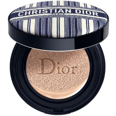 Christian Dior Foundation, Forever Skin Glow Cushion Lang anhaltende Foundation (1N Neutral) Christian Dior Foundation, Forever Skin Glow Cushion Lang anhaltende Foundation (1N Neutral)