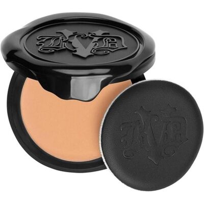Kat von D., Gesichtspuder, Mattifizierendes Presspuder zum Nachfüllen (MEDIUM) Kat von D., Gesichtspuder, Mattifizierendes Presspuder zum Nachfüllen (MEDIUM)
