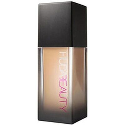 Huda Beauty, Foundation, Matting make-up #FauxFilter (Luminous Matte Foundation) 35 ml - Shade: 455R Peanut (455R Peanut Butter Cup) Huda Beauty, Foundation, Matting make-up #FauxFilter (Luminous Matte Foundation) 35 ml - Shade: 455R Peanut (455R Peanut Butter Cup)