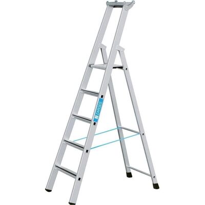 Zarges, Leiter + Gerüst, Leichtmetall-Stehleiter, geb., SaferStep, eloxiert, 5Sprossen, Länge 2... (Plattformleiter, Stehleiter, 215 cm) Zarges, Leiter + Gerüst, Leichtmetall-Stehleiter, geb., SaferStep, eloxiert, 5Sprossen, Länge 2... (Plattformleiter, Stehleiter, 215 cm)