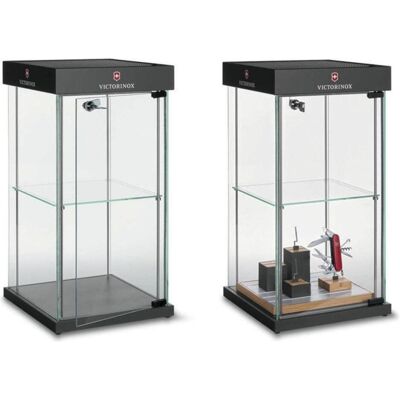 Victorinox Vitrine + Buffetschrank, Thekenvitrine (31 x 31 x 61 cm) Victorinox Vitrine + Buffetschrank, Thekenvitrine (31 x 31 x 61 cm)