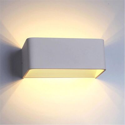 IsoLED 6W Wandleuchte - Up & Down, IP40, Warmweiß IsoLED 6W Wandleuchte - Up & Down, IP40, Warmweiß