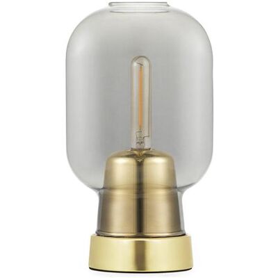 Normann Copenhagen - Messing & Rauchglas Tischleuchte - 26,5cm - Ambiente Licht Normann Copenhagen - Messing & Rauchglas Tischleuchte - 26,5cm - Ambiente Licht