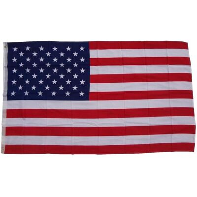 trends4cents, Fahne, XXL Flagge USA / Amerika 250 x 150 cm Fahne mit 3 Ösen 100g/m² Stoffgewicht Hissen (250 x 250 cm) trends4cents, Fahne, XXL Flagge USA / Amerika 250 x 150 cm Fahne mit 3 Ösen 100g/m² Stoffgewicht Hissen (250 x 250 cm)