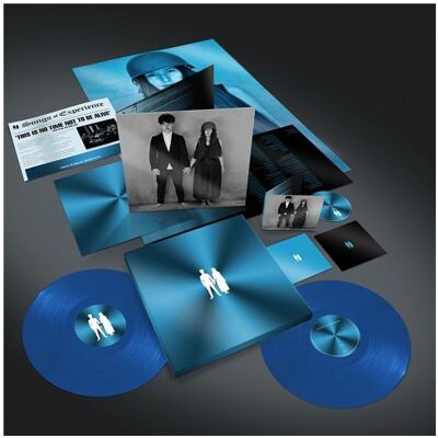 Island, Schallplatten, SONGS OF EXPERIENCE (Limited EXTRA DELUXE BOX) (U2) Island, Schallplatten, SONGS OF EXPERIENCE (Limited EXTRA DELUXE BOX) (U2)