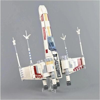 iDisplayit Acryl-Ständer Vertikal für LEGO 75355 Star Wars USC X-Wing Starfighter iDisplayit Acryl-Ständer Vertikal für LEGO 75355 Star Wars USC X-Wing Starfighter