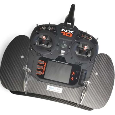 AHLtec Senderpult Spektrum NX6, NX8, NX10 in Carbon AHLtec Senderpult Spektrum NX6, NX8, NX10 in Carbon