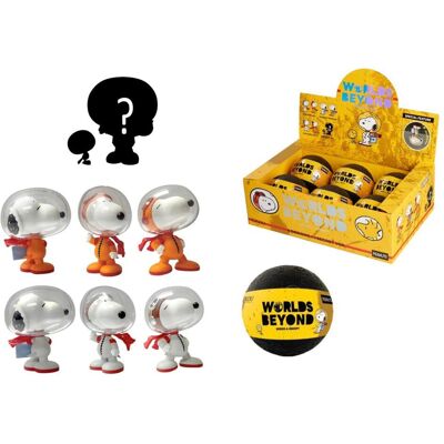 Simba URDU Peanuts Worlds Beyond X 4-Snoopy Simba URDU Peanuts Worlds Beyond X 4-Snoopy