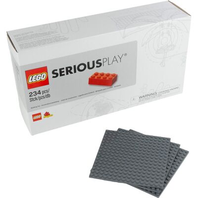 Lego SERIOUS PLAY Starterset mit 3 Bauplatten 16x16 – Das ideale Set fuer kreative Workshops Lego SERIOUS PLAY Starterset mit 3 Bauplatten 16x16 – Das ideale Set fuer kreative Workshops