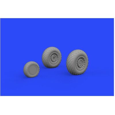 Eduard B-25 wheels for Hasegawa Eduard B-25 wheels for Hasegawa