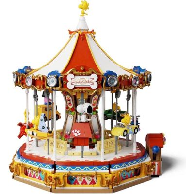 Pantasy Peanuts - Snoopy Carousel Pantasy Peanuts - Snoopy Carousel
