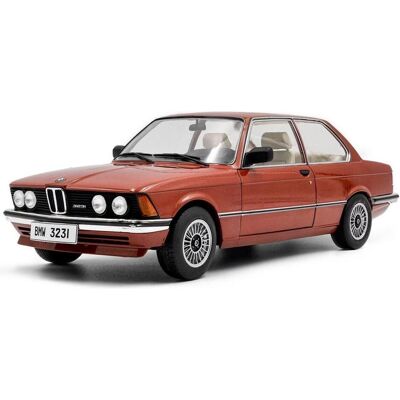 Solido 1:18 BMW E21 323I kastanien rot met. Solido 1:18 BMW E21 323I kastanien rot met.