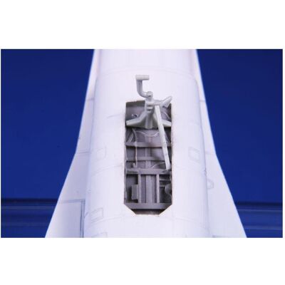 CMK F-16MLU Wheel Bays CMK F-16MLU Wheel Bays