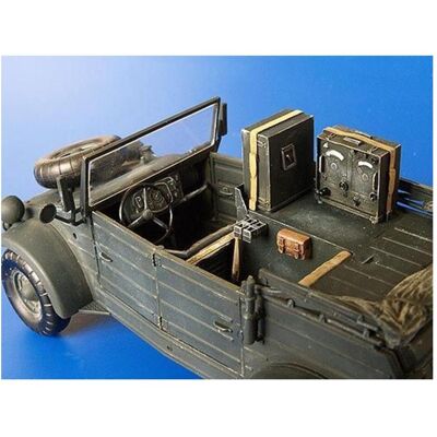 Plus Model Kübelwagen Radio Car Kfz. 2 Umbau-Set - 1:35 Scale Plus Model Kübelwagen Radio Car Kfz. 2 Umbau-Set - 1:35 Scale