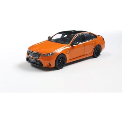 Solido 1:43 BMW G90 M5 Sedan Fire orange III Solido 1:43 BMW G90 M5 Sedan Fire orange III