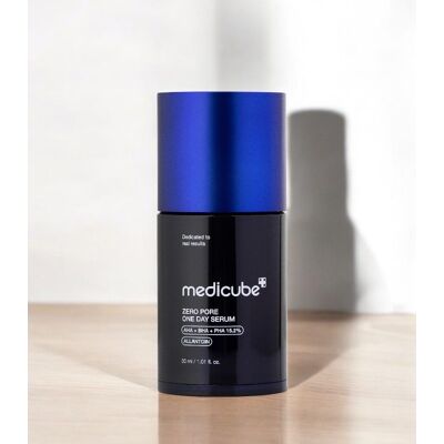 Medicube Zero Pore One-Day Serum – Porenverfeinerndes Serum 30 ml Medicube Zero Pore One-Day Serum – Porenverfeinerndes Serum 30 ml