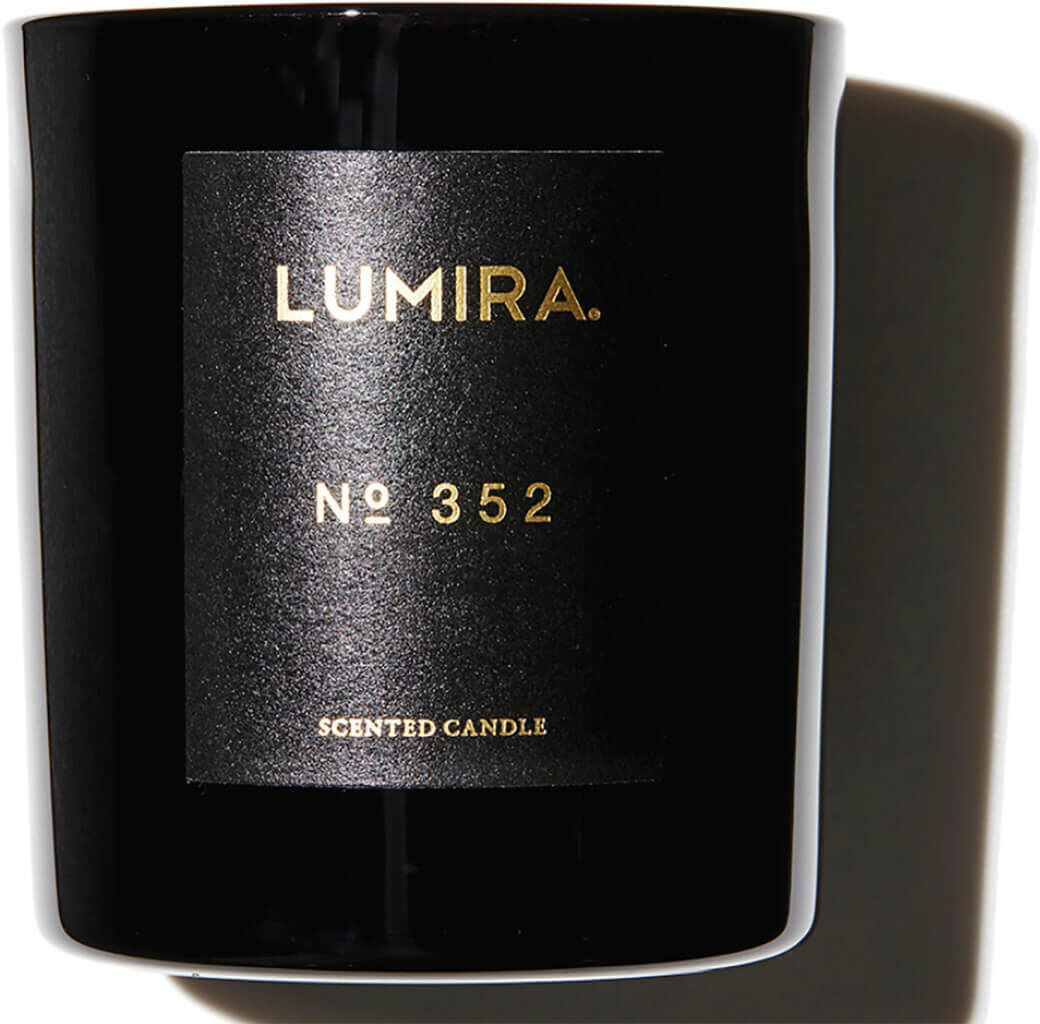 LUMIRA No.352 Leather and Cedar Black Candle 300g