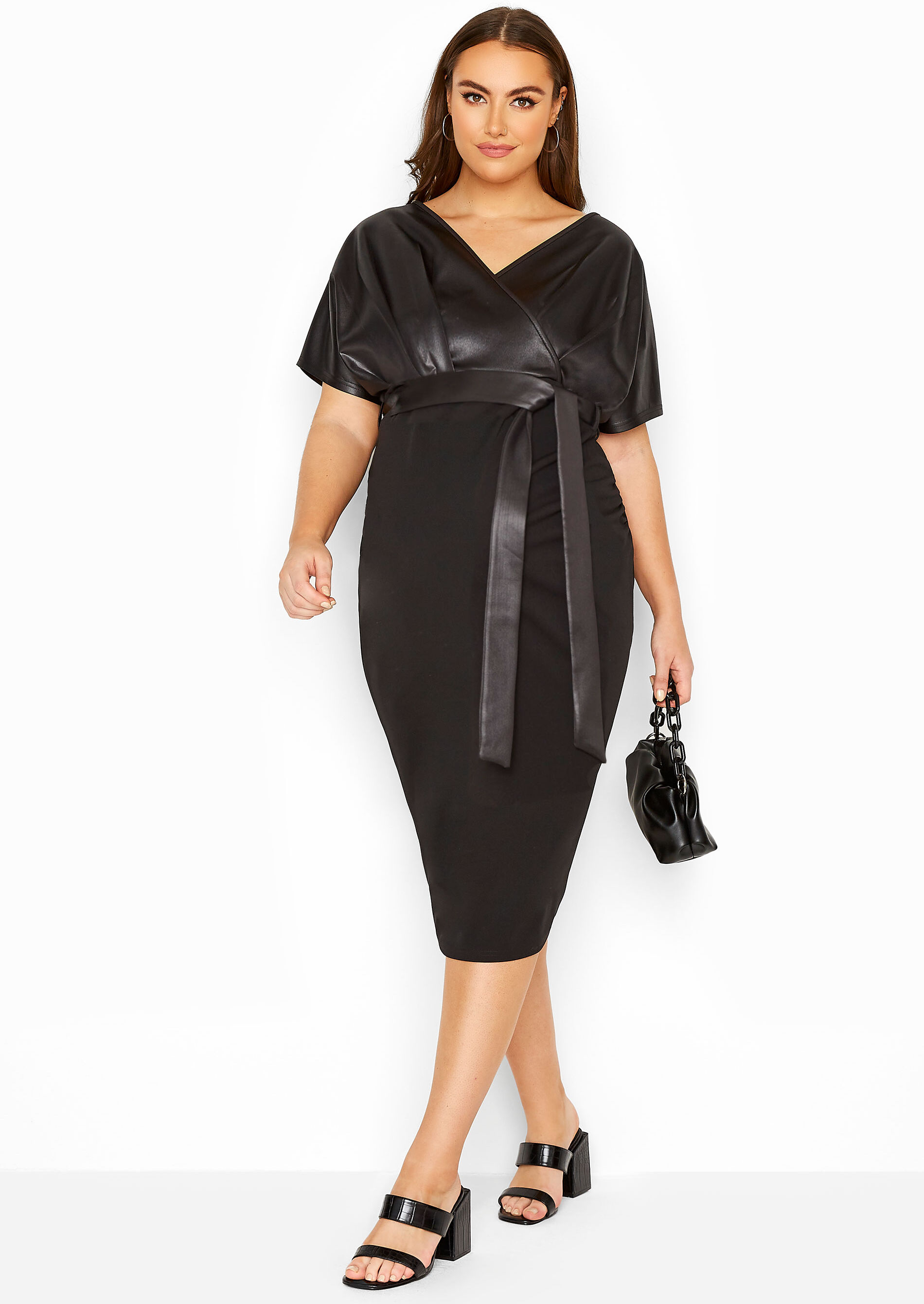 Yours Clothing Bump it up maternity black contrast wrap dress